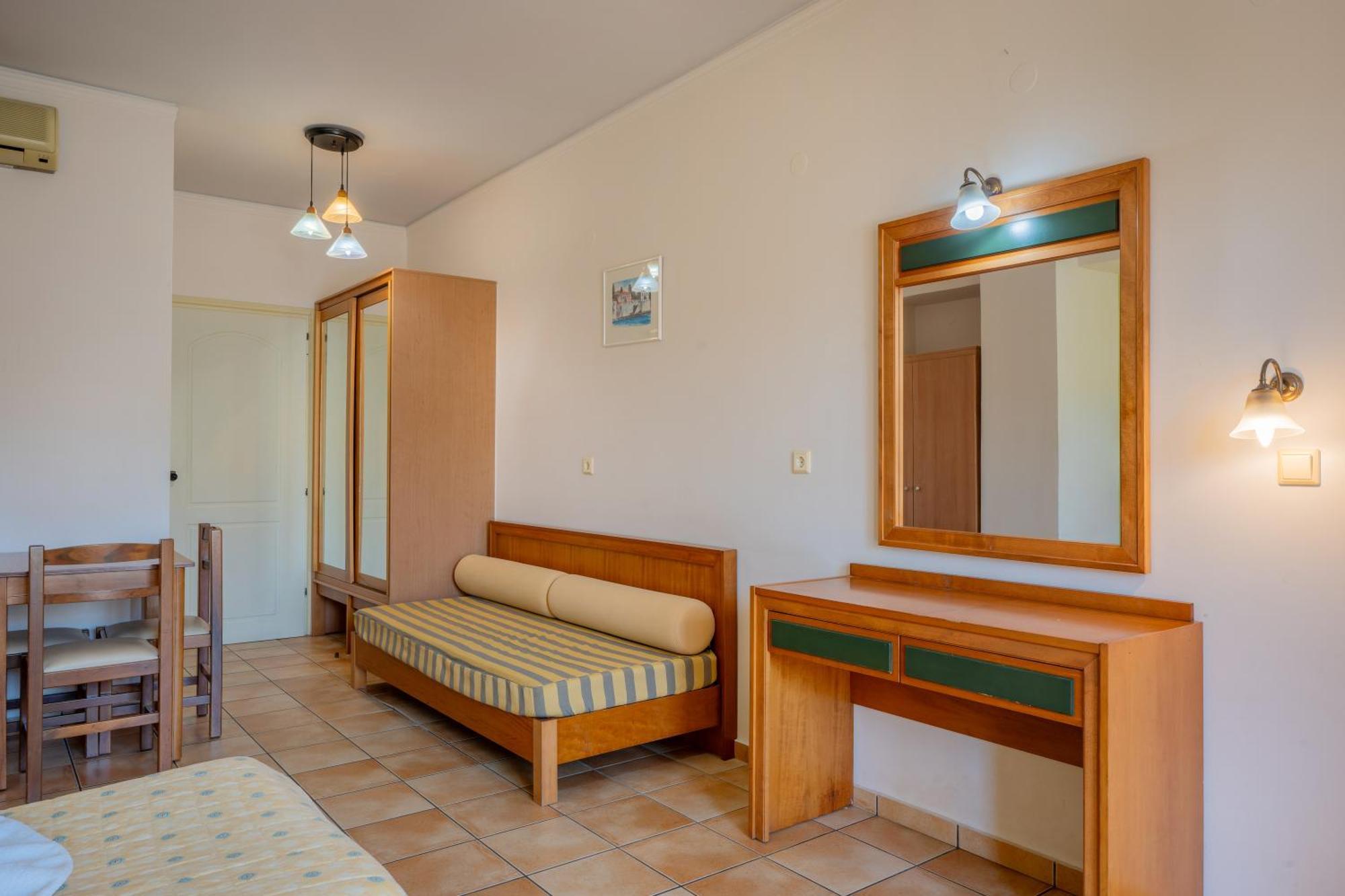 Lefkoniko Beach & Icarus Suite Apts Ρέθυμνο Εξωτερικό φωτογραφία