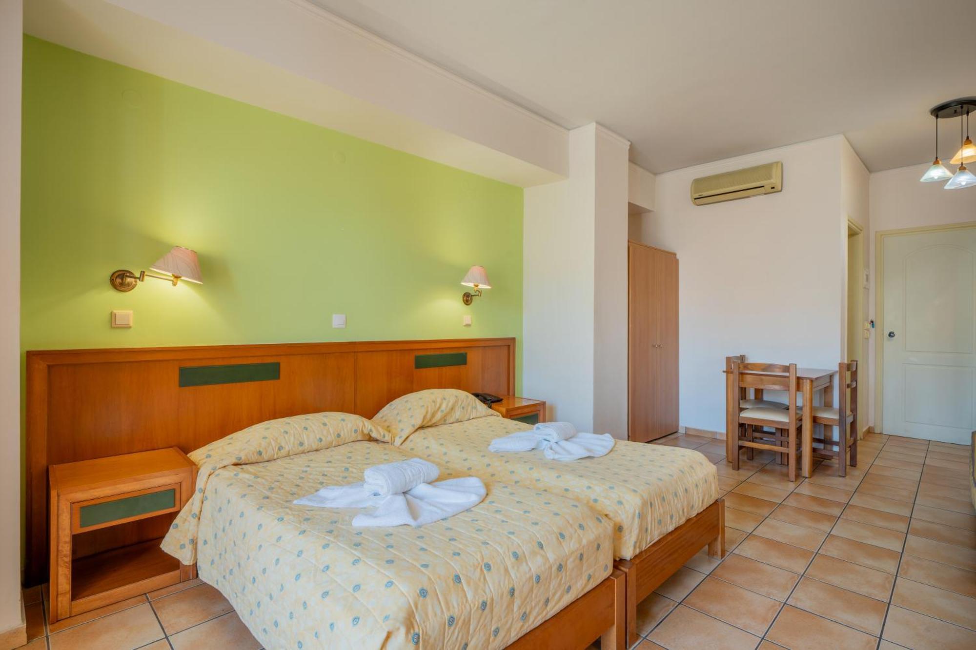 Lefkoniko Beach & Icarus Suite Apts Ρέθυμνο Εξωτερικό φωτογραφία