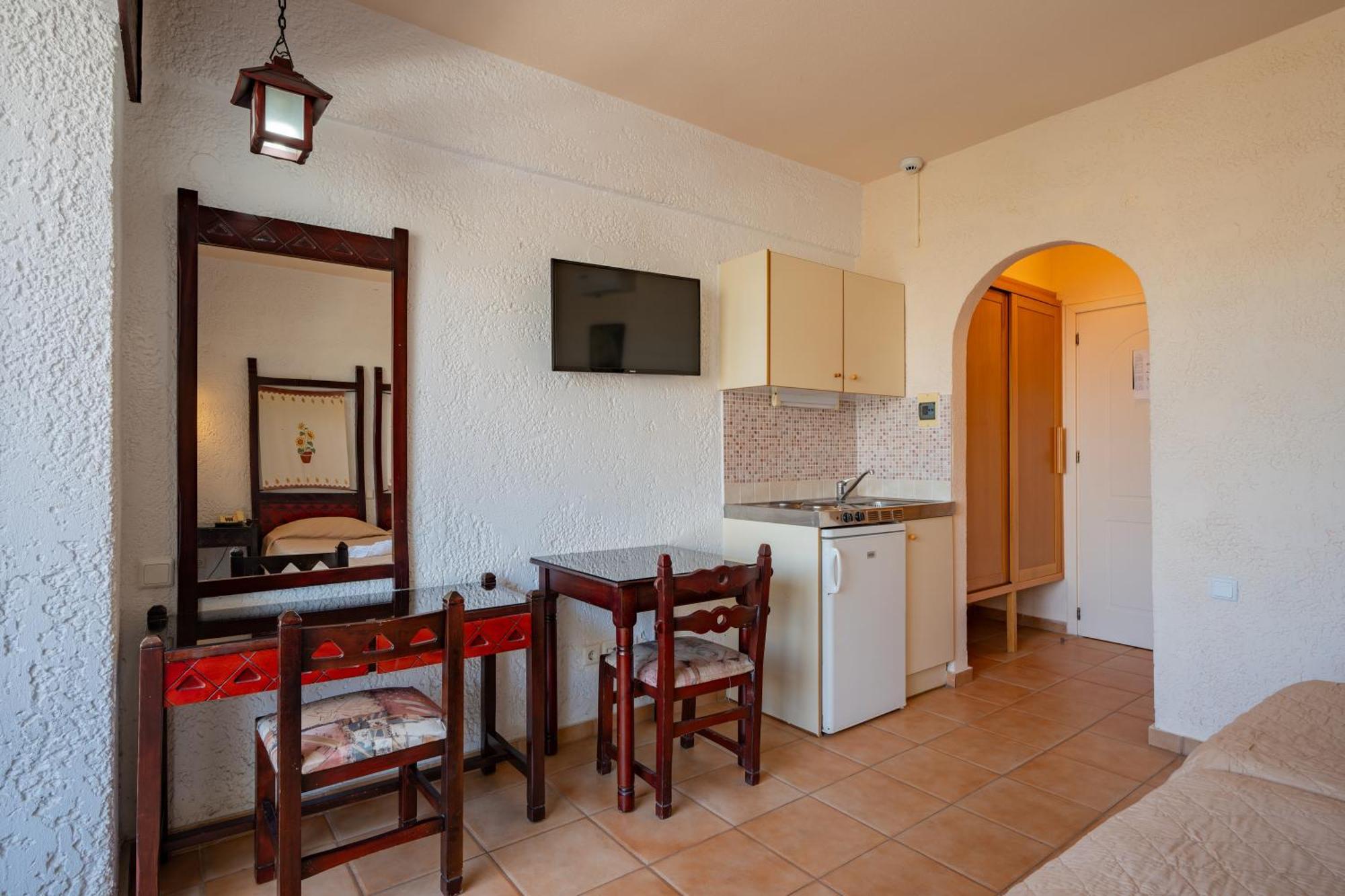 Lefkoniko Beach & Icarus Suite Apts Ρέθυμνο Εξωτερικό φωτογραφία