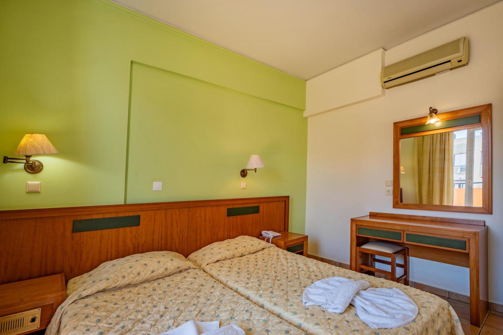 Lefkoniko Beach & Icarus Suite Apts Ρέθυμνο Εξωτερικό φωτογραφία